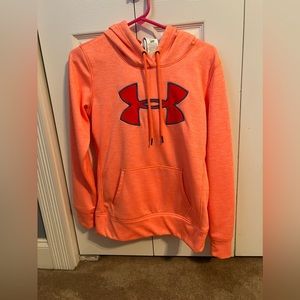 Under armour sweatshirt.
